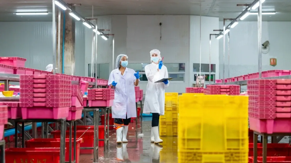 Planification centralisée des activités et ressources sur plusieurs sites industriels