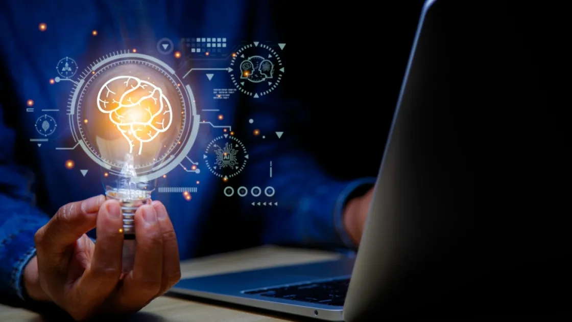 Une interface moderne et intelligente qui organise la connaissance scientifique, technique et industrielle : documents, SOP, essais, gammes de production, risques, logistique, conformité et REX.