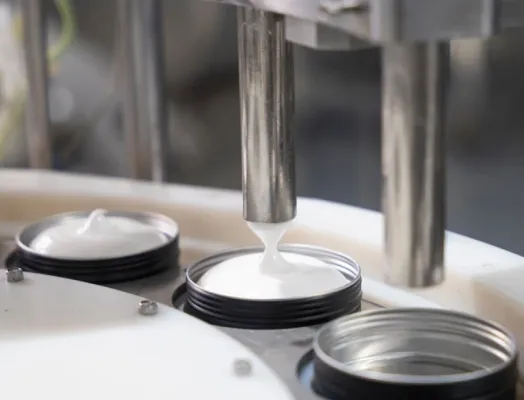 ERP pour l'industrie cosmétique : gestion complète des formulations et traçabilité